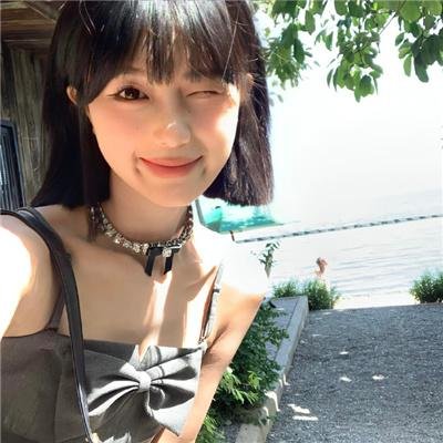 百合绽放